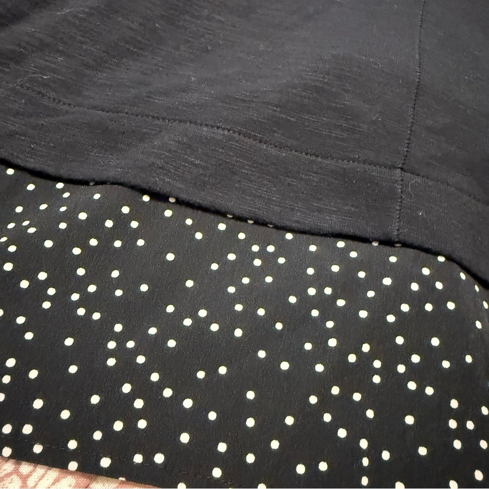 J.Crew Black Sleeveless Tank Top Polka Dot Hem Keyhole Back Size M - Picture 7 of 10